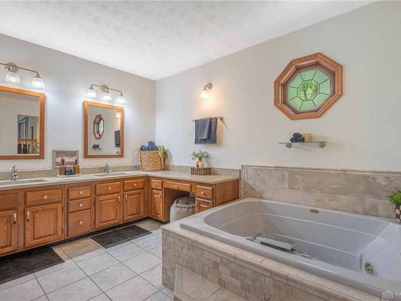 1828 W Tamarron Court, Springboro, OH 45066 Photo 33
