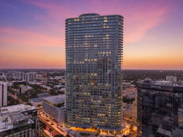 400 CENTRAL AVENUE , Unit 3706, ST PETERSBURG, FL 33701