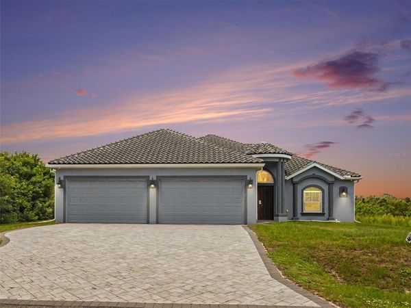 2761 NEWMAN DRIVE , NORTH PORT, FL 34288