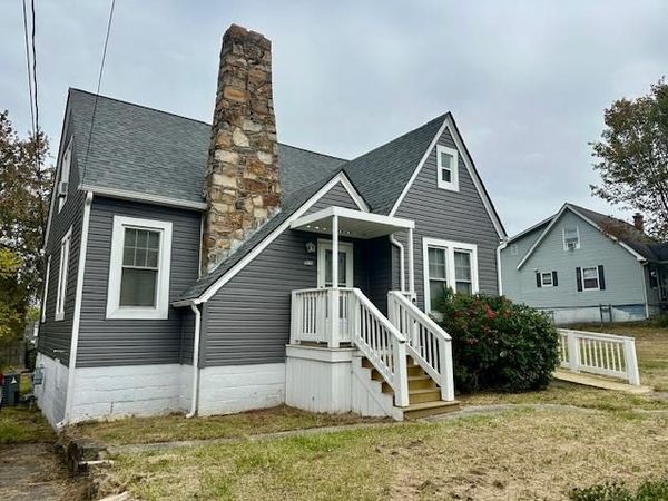 225 Fairview Ave., BECKLEY, WV 25801