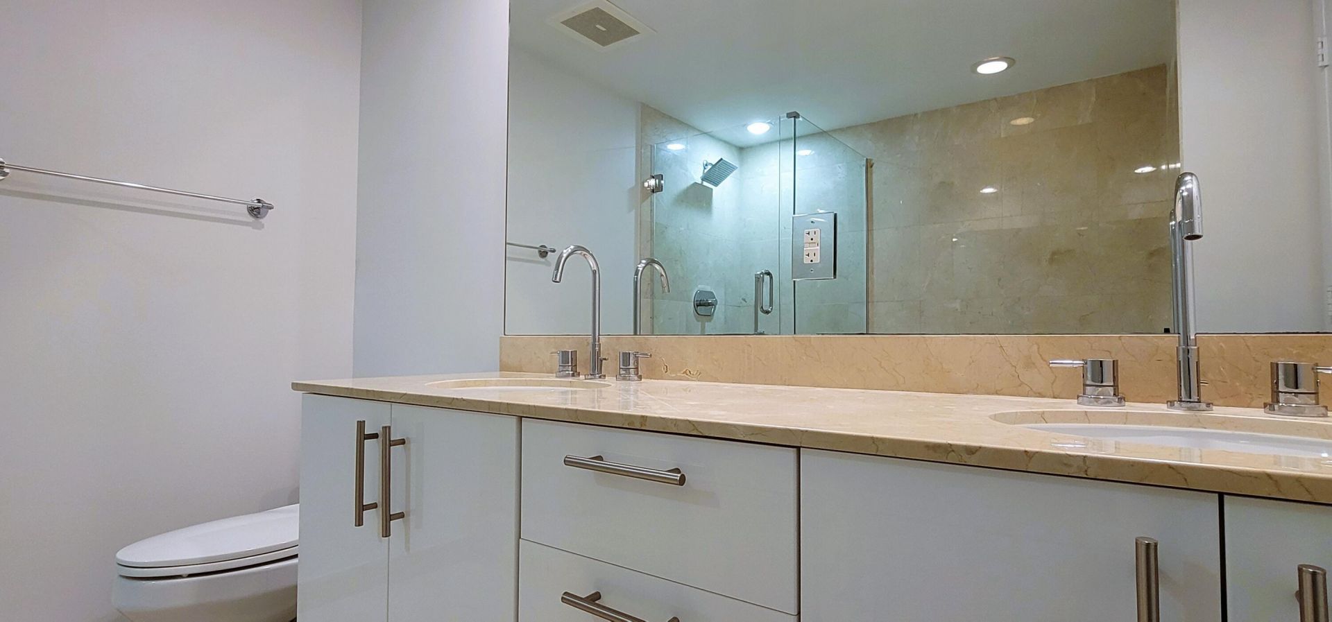 550 Okeechobee Boulevard, Unit 1520, West Palm Beach, FL 33401 Photo