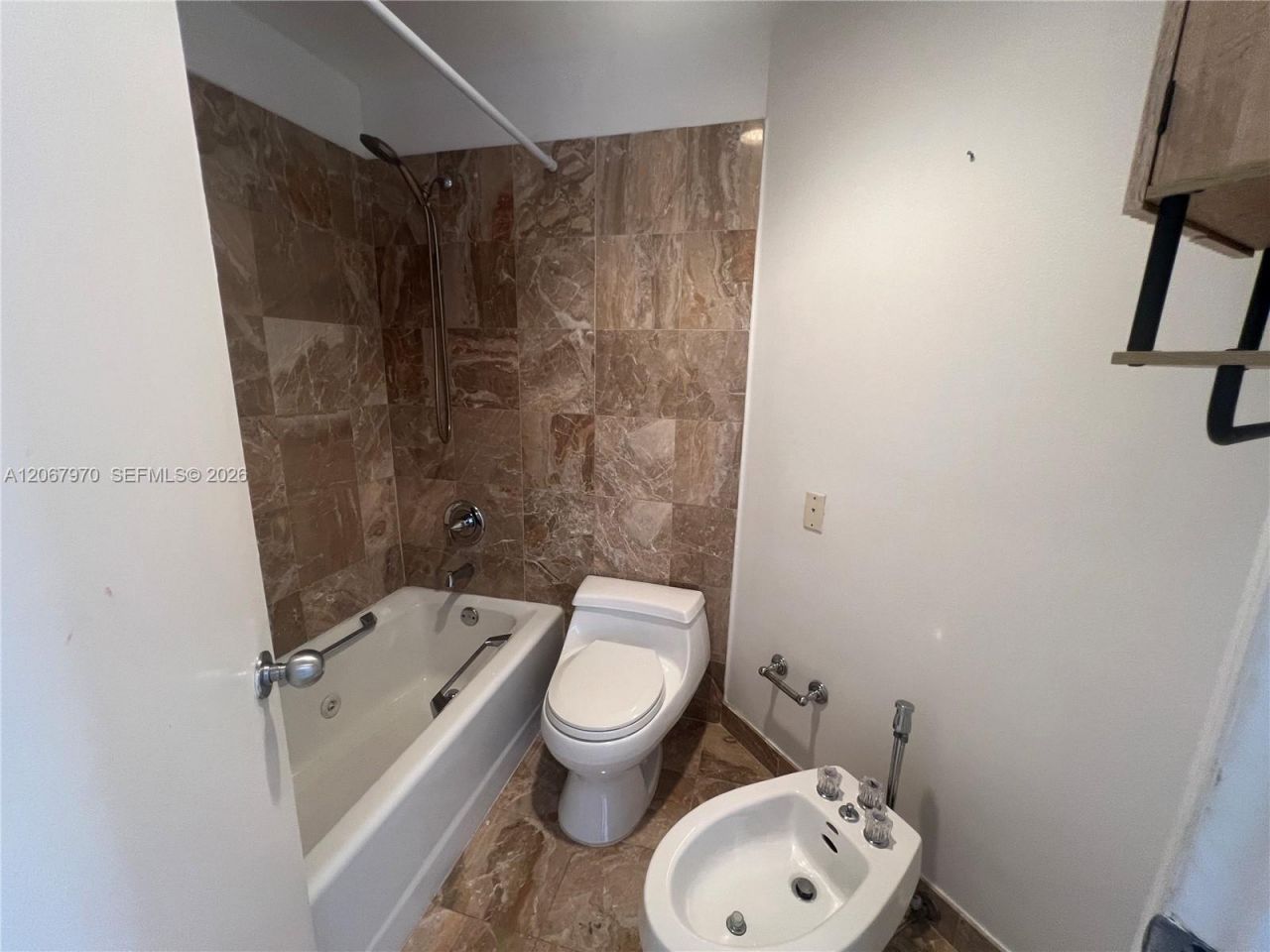 888 Brickell Key Dr , Unit 806, Miami, FL 33131 Photo