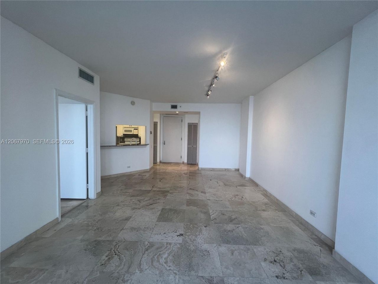 888 Brickell Key Dr , Unit 806, Miami, FL 33131 Photo