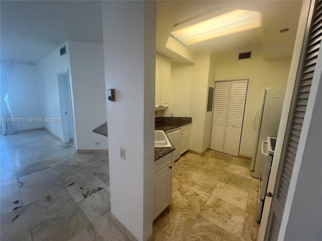 888 Brickell Key Dr , Unit 806, Miami, FL 33131 Photo