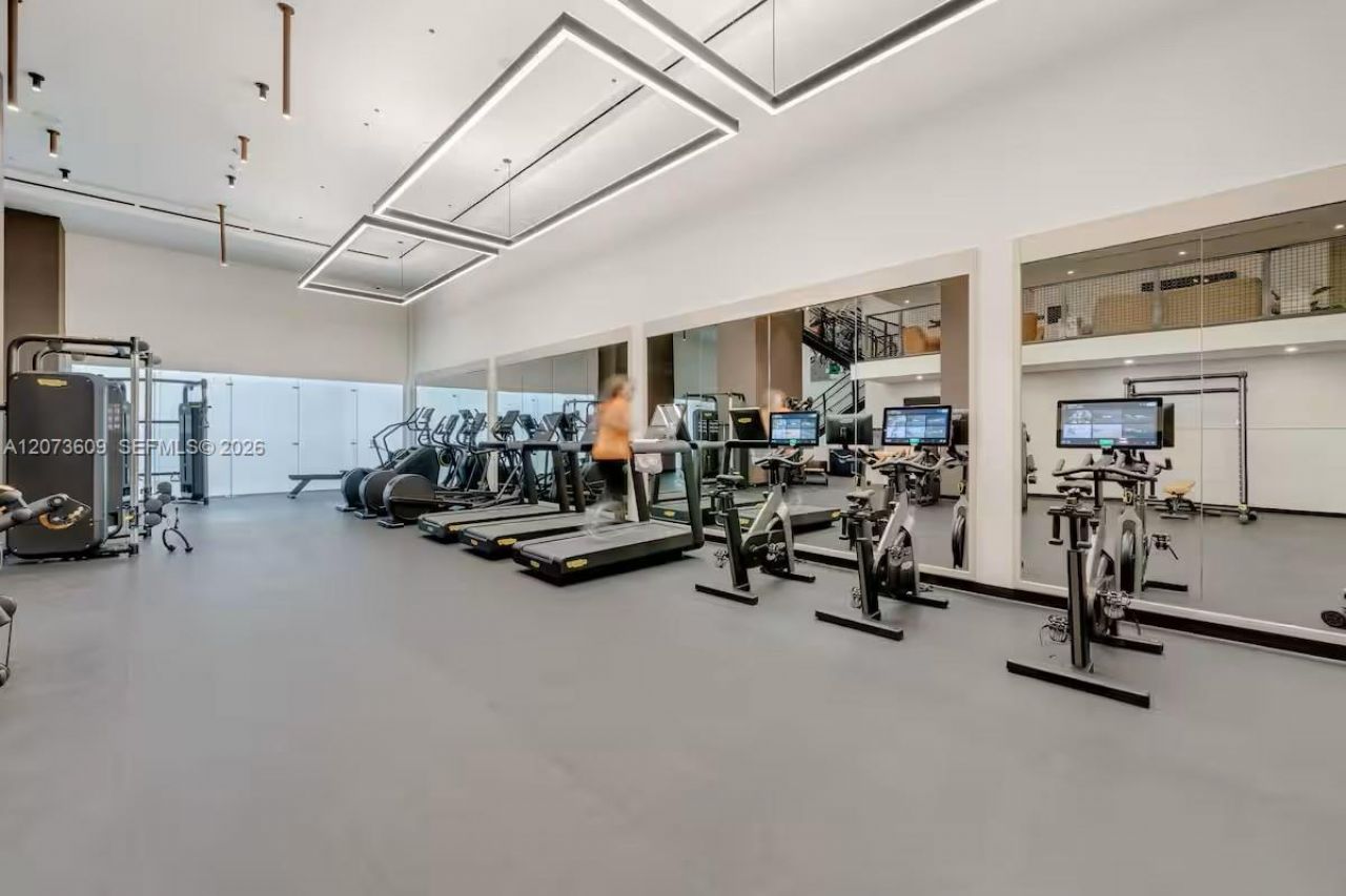225 N Miami Ave , Unit 1407, Miami, FL 33128 Photo