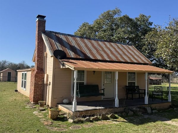 2701 County Road 117 , Mingus, TX 76463