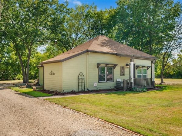 220 E Holley Street, Alba, TX 75410