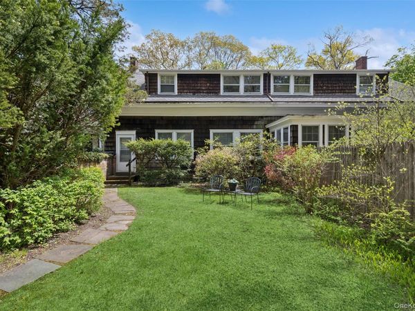 208A Wheatley Road , Old Westbury, NY 11568