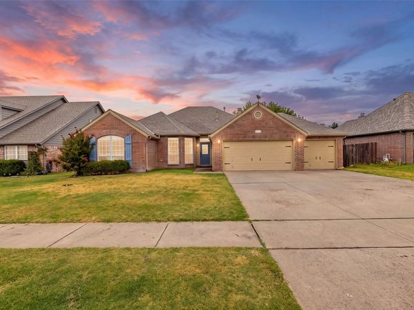 3945 S 217th East Avenue, Broken Arrow, OK 74014