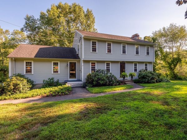 494 Asbury St, Hamilton, MA 01936