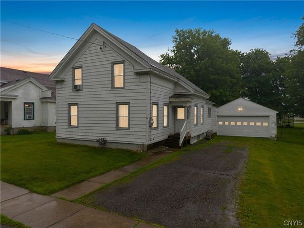 20 E Maple Avenue, Morrisville, NY 13408