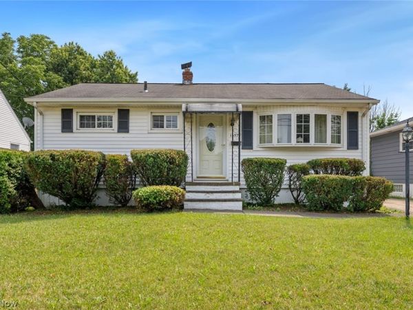 14577 N Gallatin Boulevard, Brook Park, OH 44142