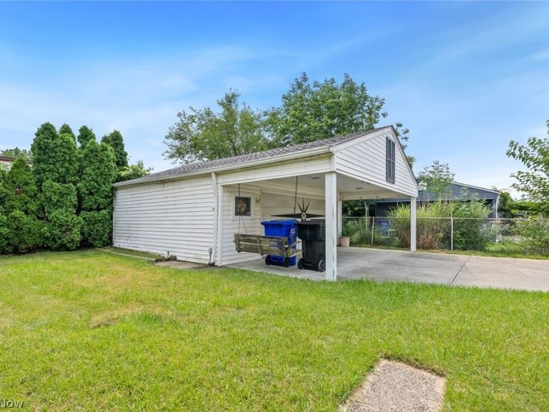 14577 N Gallatin Boulevard, Brook Park, OH 44142 Photo 33