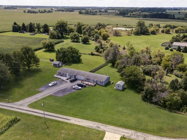 8811 County Road 9-2, Delta, OH 43515