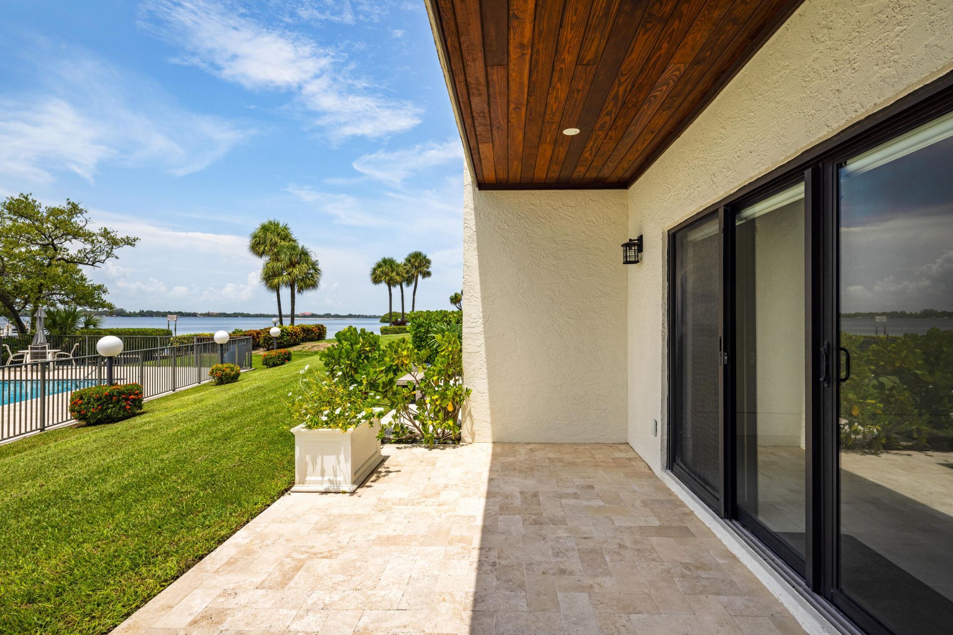 3474 S Ocean Boulevard, Unit 10, Palm Beach, FL 33480 Photo