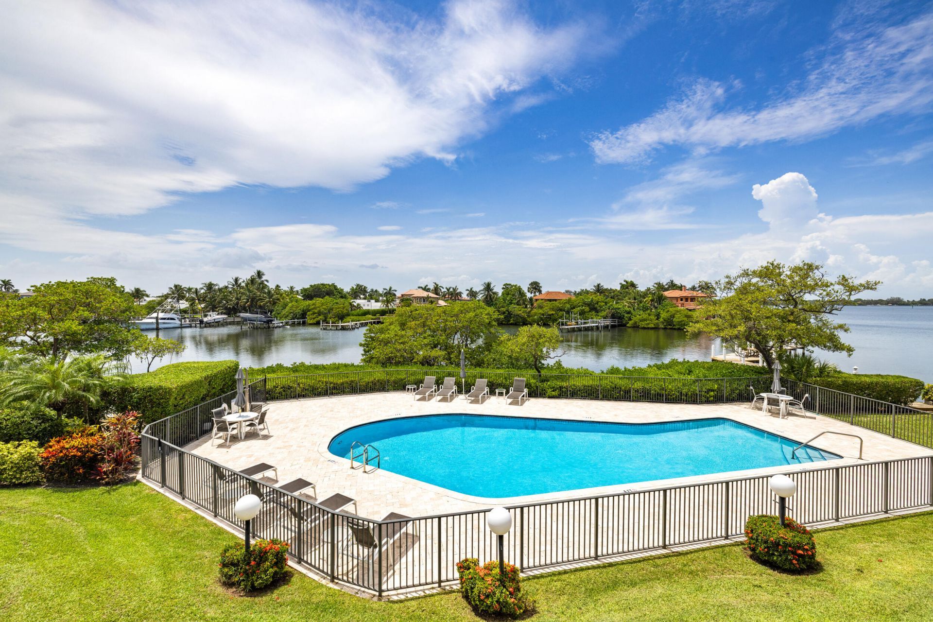 3474 S Ocean Boulevard, Unit 10, Palm Beach, FL 33480 Photo