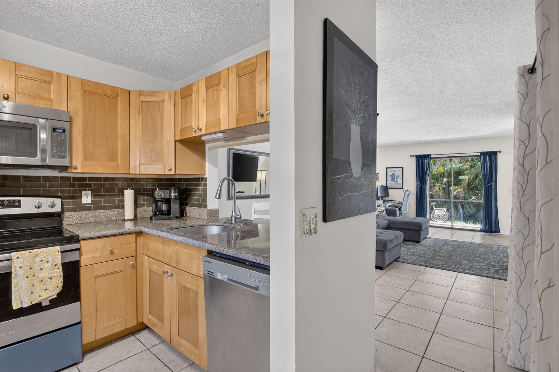 2950 NW 109th Terrace, Sunrise, FL 33322 Photo