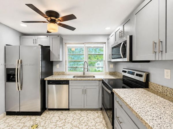 9101 Lime Bay Blvd , Unit 315, Tamarac, FL 33321