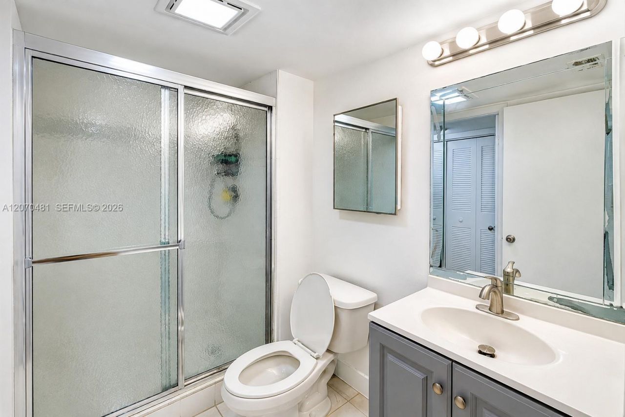 9101 Lime Bay Blvd , Unit 315, Tamarac, FL 33321 Photo