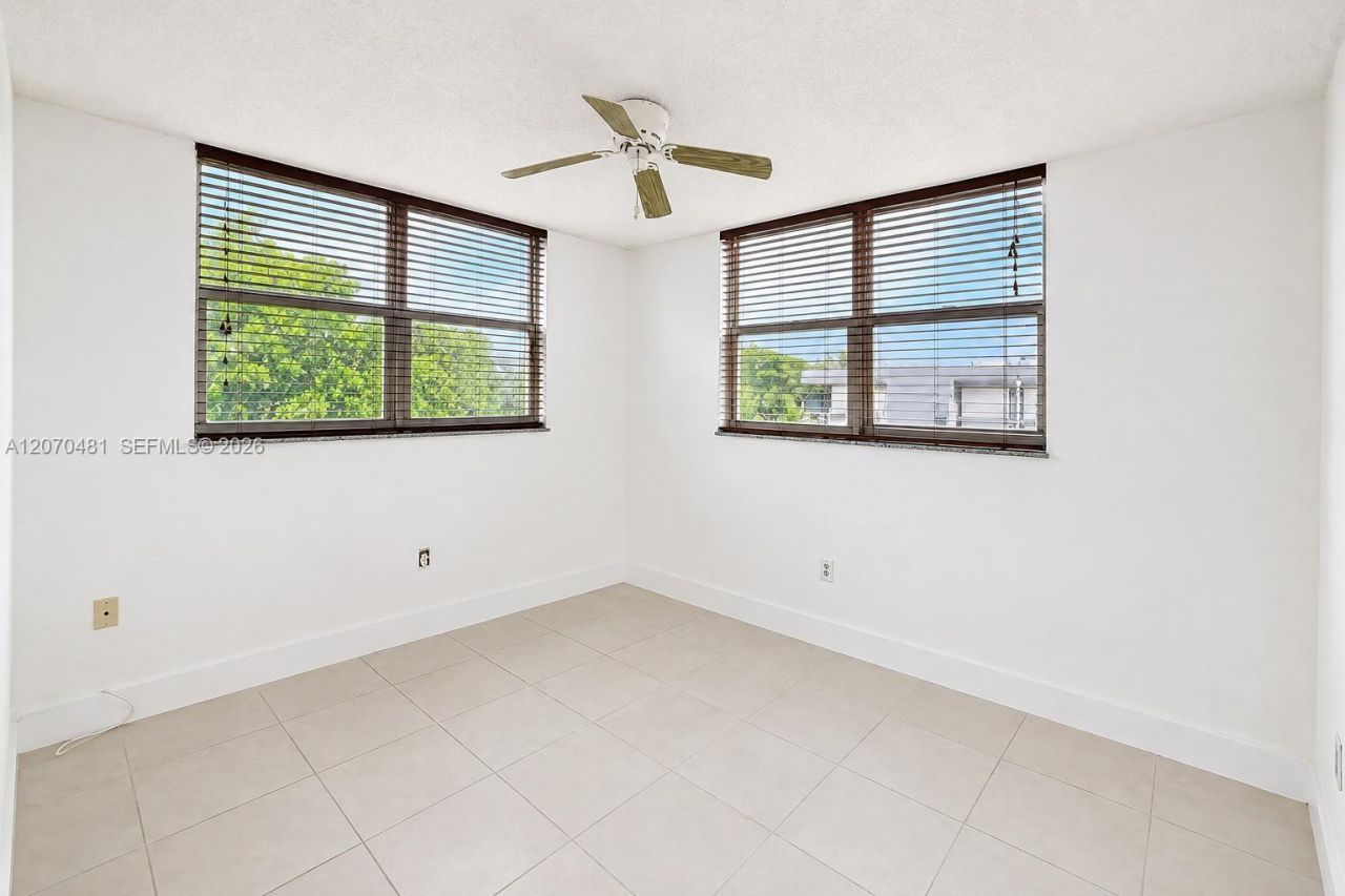 9101 Lime Bay Blvd , Unit 315, Tamarac, FL 33321 Photo