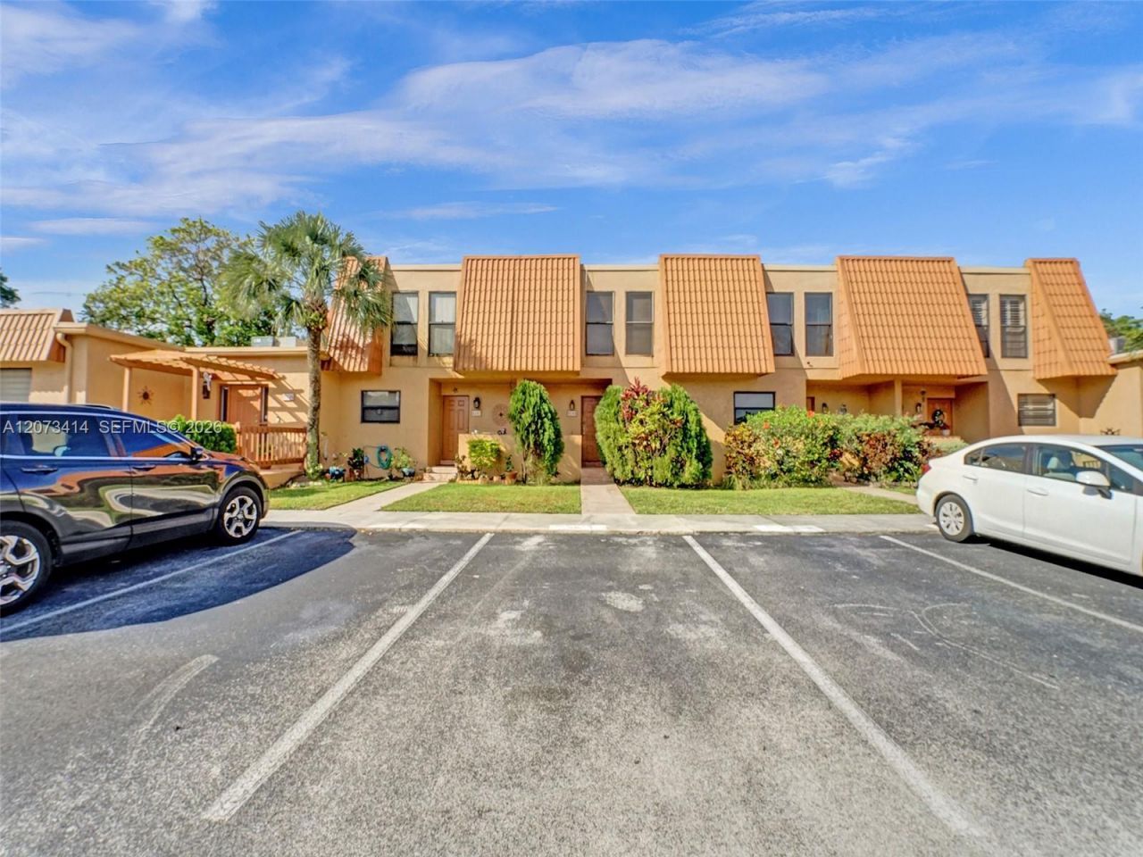 9148 Limetree Ln , Unit 181, Pembroke Pines, FL 33024 Photo