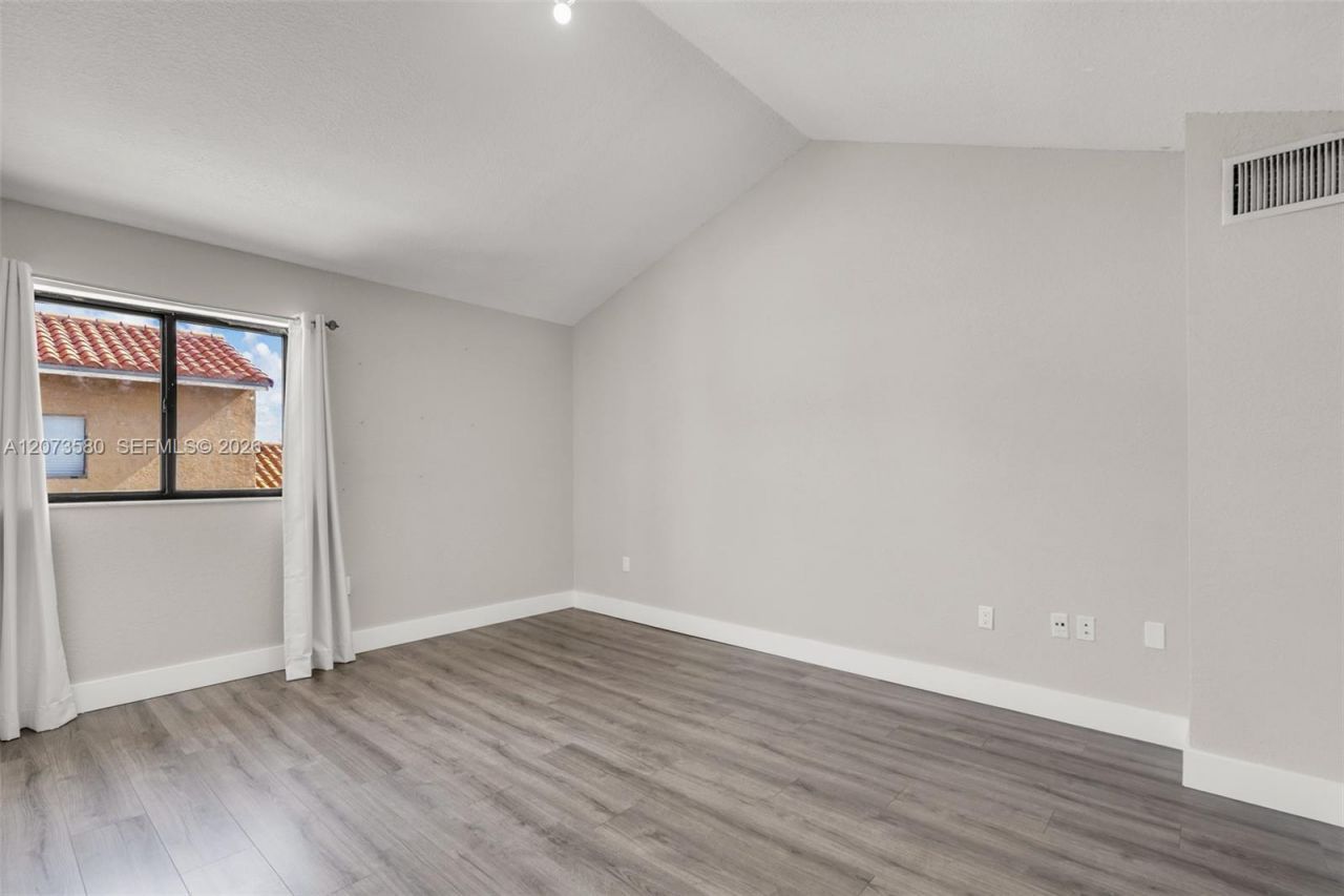 2775 W 62nd St, Unit 206, Hialeah, FL 33016 Photo