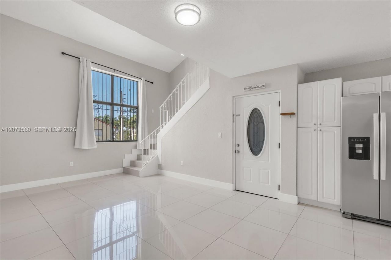 2775 W 62nd St, Unit 206, Hialeah, FL 33016 Photo