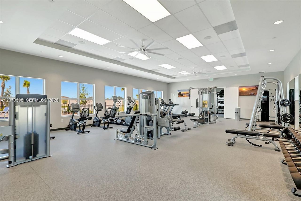 556 SE Mulberry Way, Port Saint Lucie, FL 34984 Photo