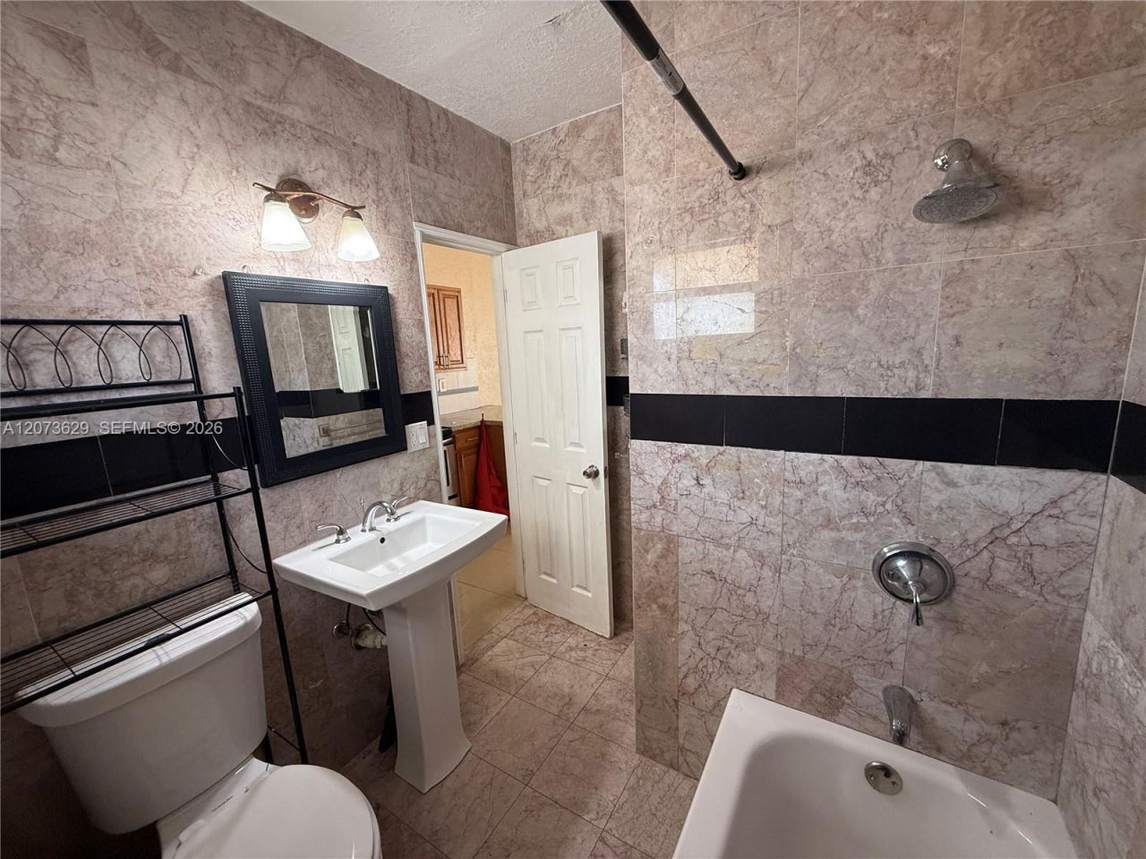 326 NE 6th St , Unit 3, Hallandale Beach, FL 33009 Photo