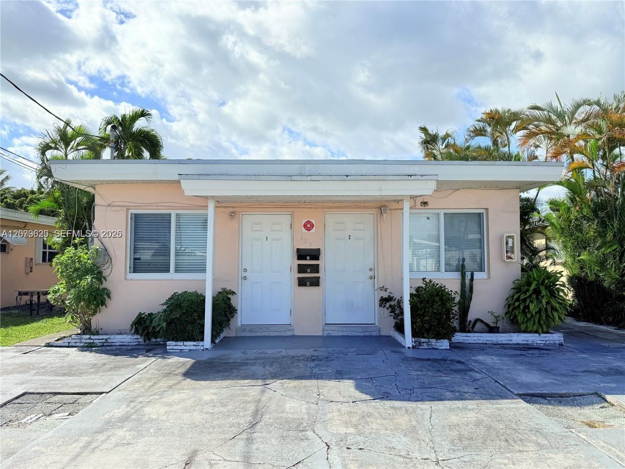 326 NE 6th St , Unit 3, Hallandale Beach, FL 33009 Photo
