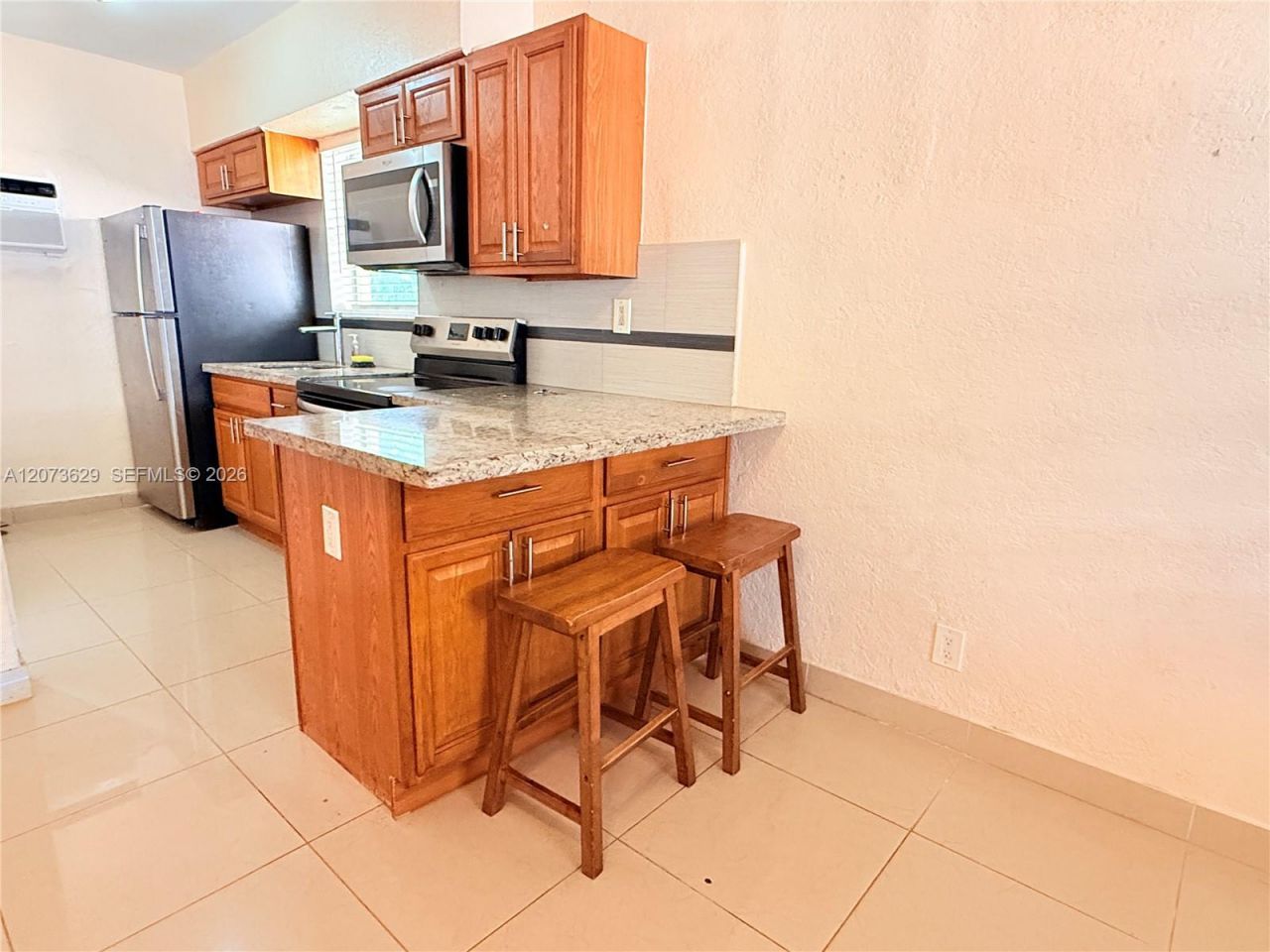 326 NE 6th St , Unit 3, Hallandale Beach, FL 33009 Photo