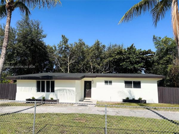 17521 NE 4th Ave , Miami, FL 33162