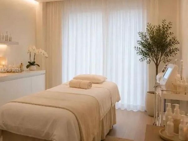 Boca Raton East , Boca Raton, FL 33432