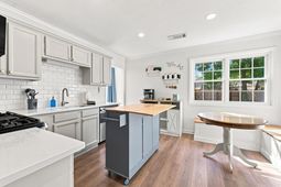 506 Tram Boulevard photo 4