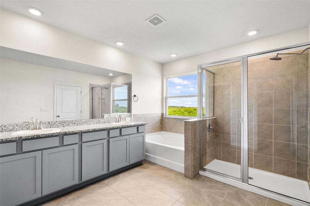 3813 Lively Coral Place, Bradenton, FL 34208 Photo