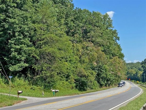 2AC South Chestatee Street , Dahlonega, GA 30533