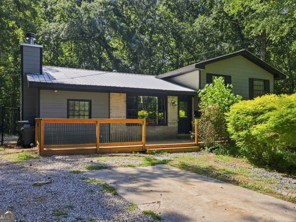 2840 Lois Lane, Loganville, GA 30052