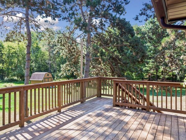8249 Deer Pond Court N, Lake Elmo, MN 55042