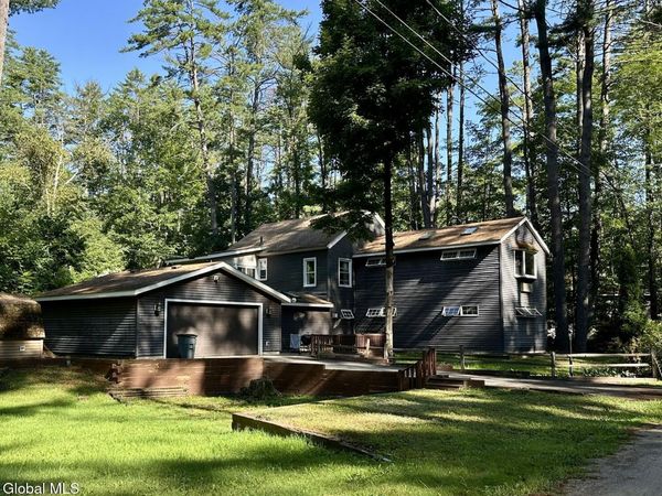 41 Dubois Lane, Lake Luzerne, NY 12846