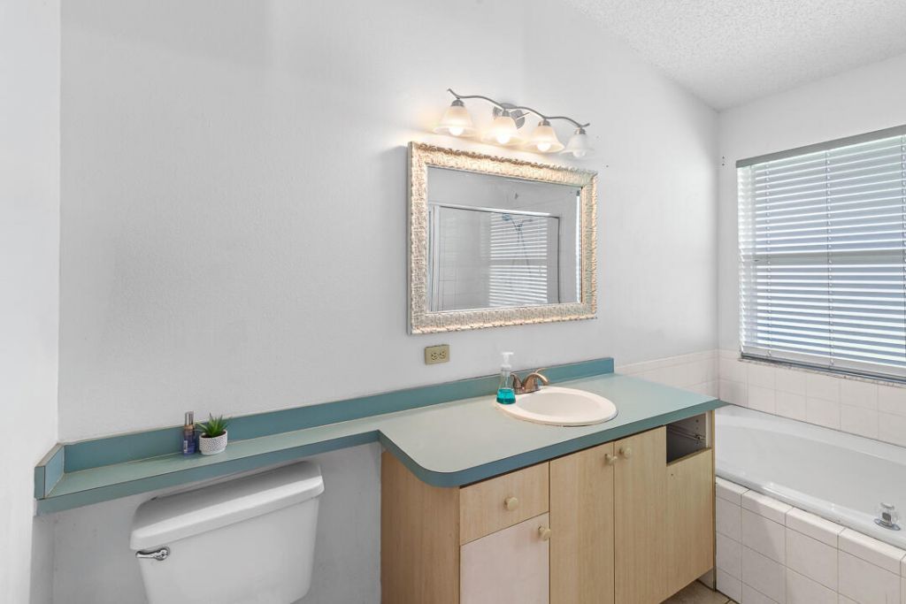 1526 SW Santander Avenue, Port Saint Lucie, FL 34953 Photo