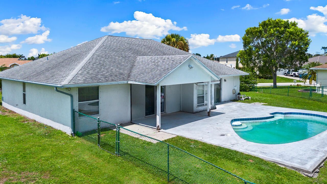1526 SW Santander Avenue, Port Saint Lucie, FL 34953 Photo