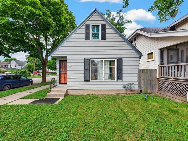 5376 N 38th STREET, Milwaukee, WI 53209