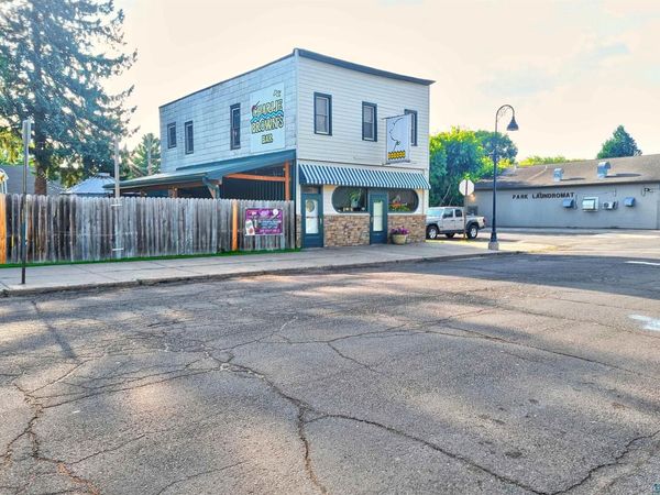 1828 Iowa Ave, Superior, WI 54880