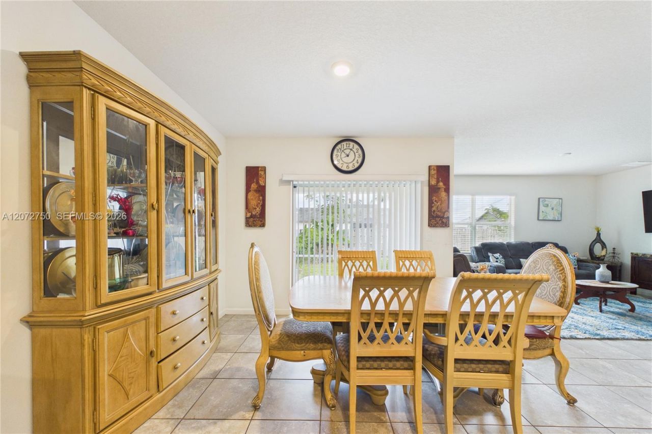 301 SE Volkerts Ter , Port Saint Lucie, FL 34983 Photo