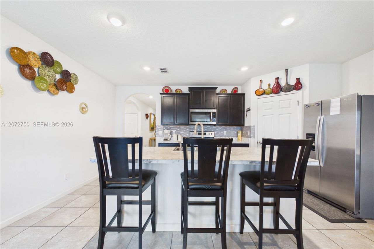 301 SE Volkerts Ter , Port Saint Lucie, FL 34983 Photo
