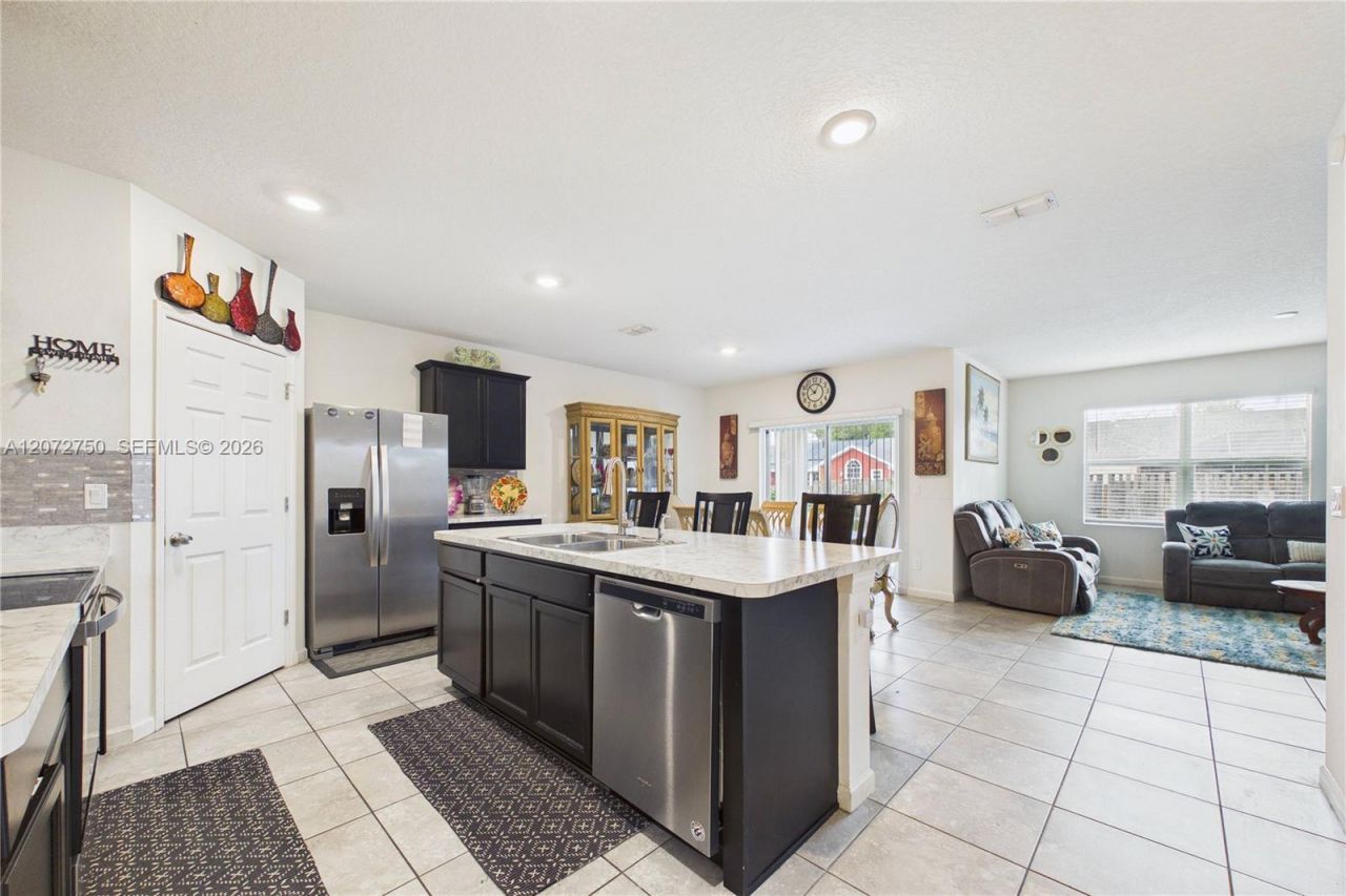 301 SE Volkerts Ter , Port Saint Lucie, FL 34983 Photo
