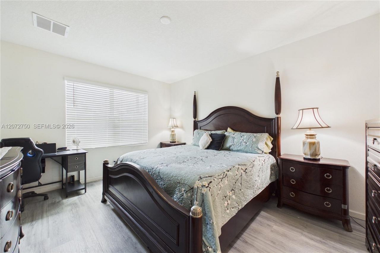 301 SE Volkerts Ter , Port Saint Lucie, FL 34983 Photo