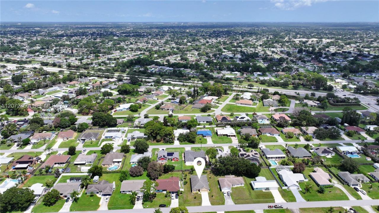 301 SE Volkerts Ter , Port Saint Lucie, FL 34983 Photo