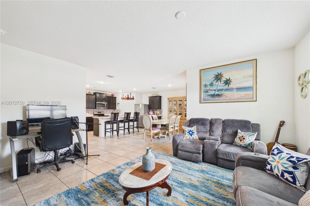 301 SE Volkerts Ter , Port Saint Lucie, FL 34983 Photo