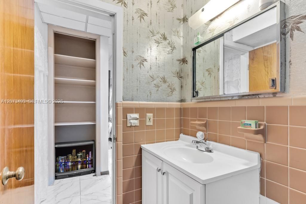 12920 NE 3rd Ave , Unit 12920, North Miami, FL 33161 Photo